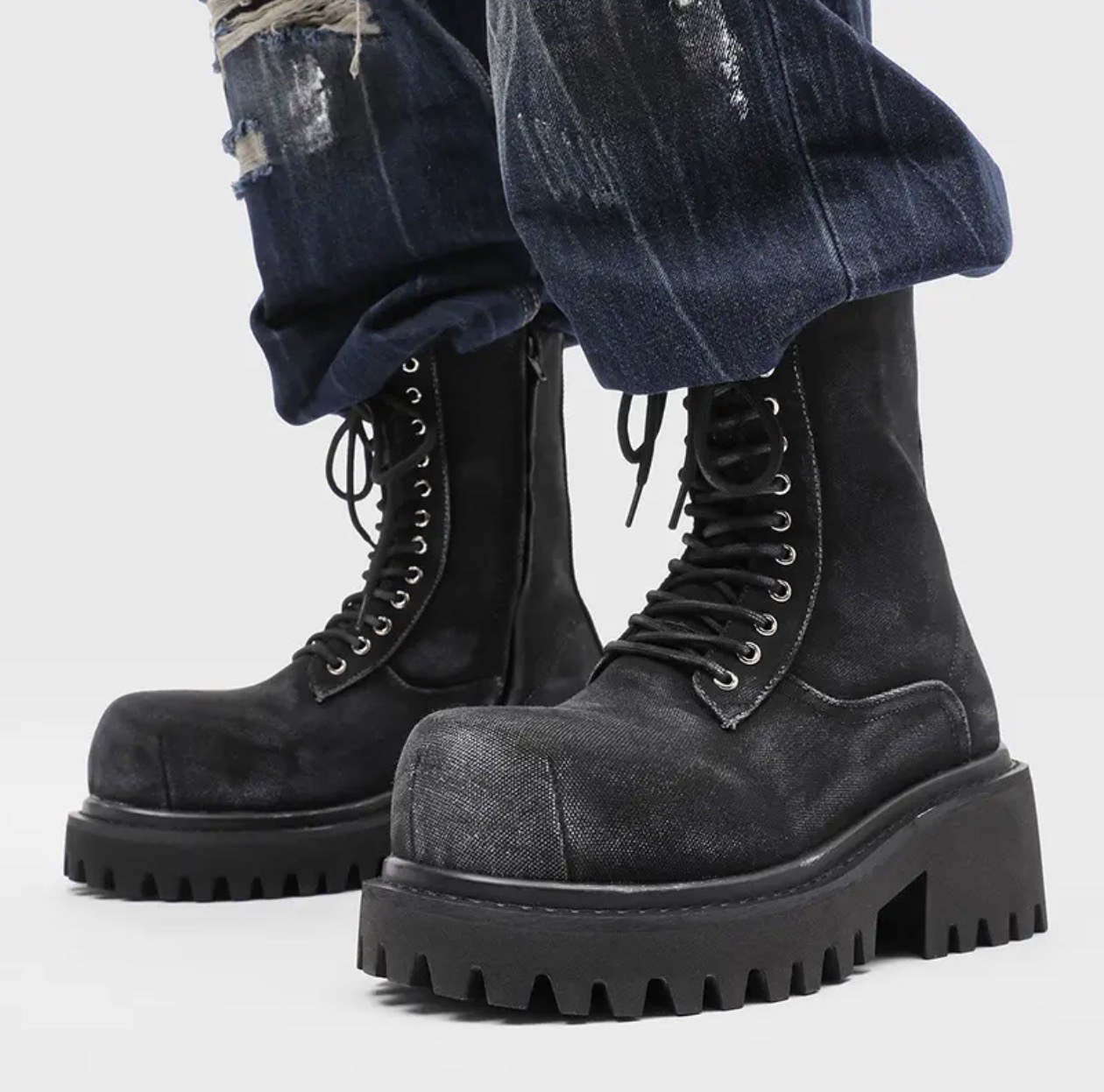 身長+7cmの視界 – Urban Cypherのブーツが、物理的にあなたの世界を広げる理由